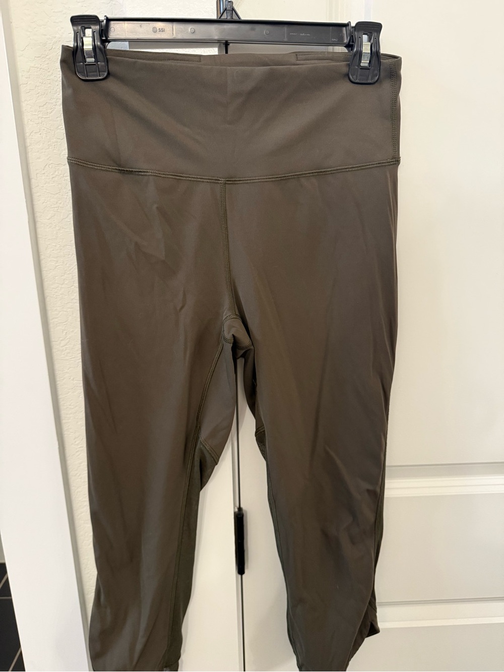 lululemon athletica Olive Green Crop Leggings